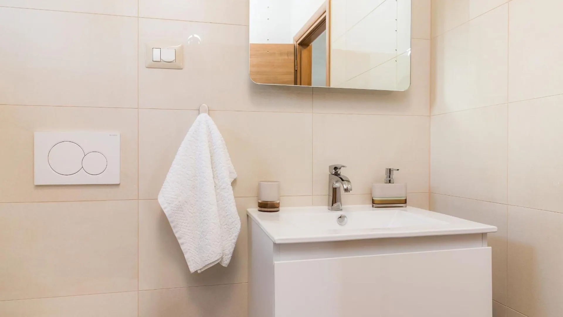 Villa Roma Near Pula For 6 People With Private Pool Jadreski