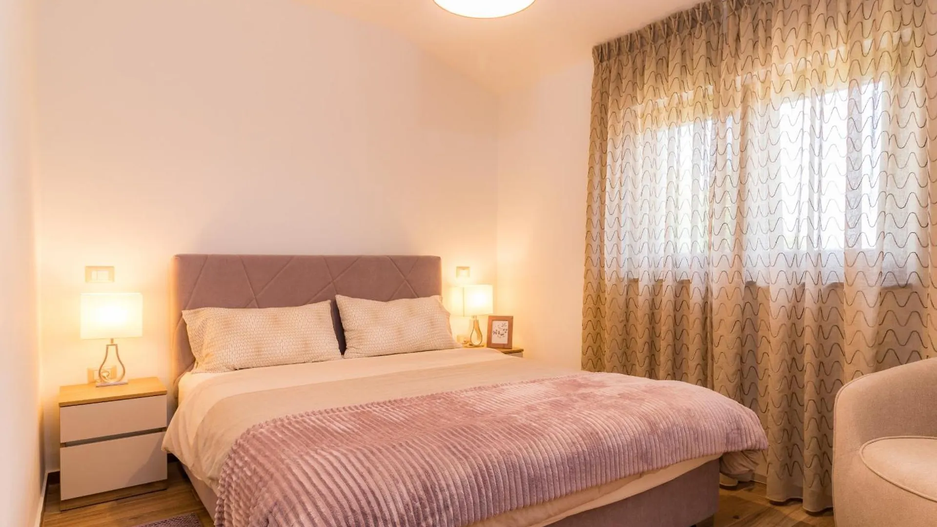 Villa Roma Near Pula For 6 People With Private Pool Jadreski