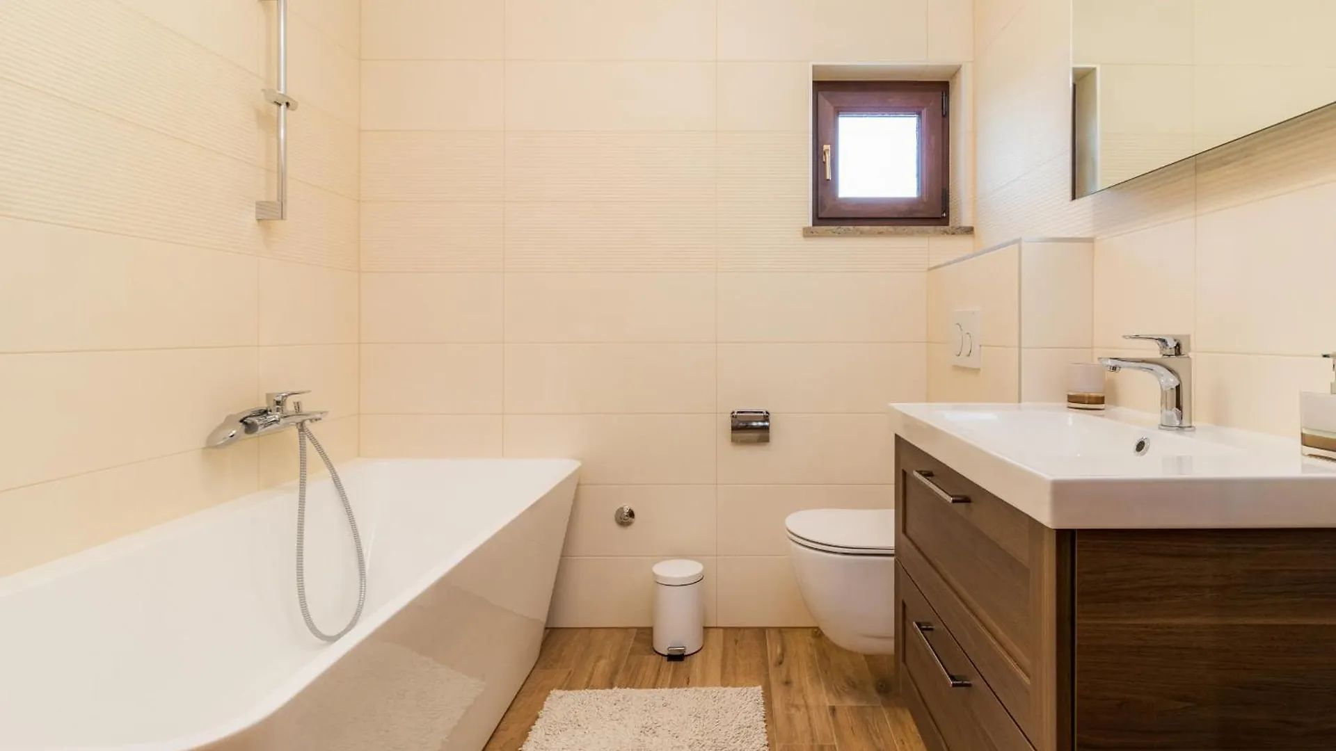 Villa Roma Near Pula For 6 People With Private Pool Jadreski 0*,  Croatia
