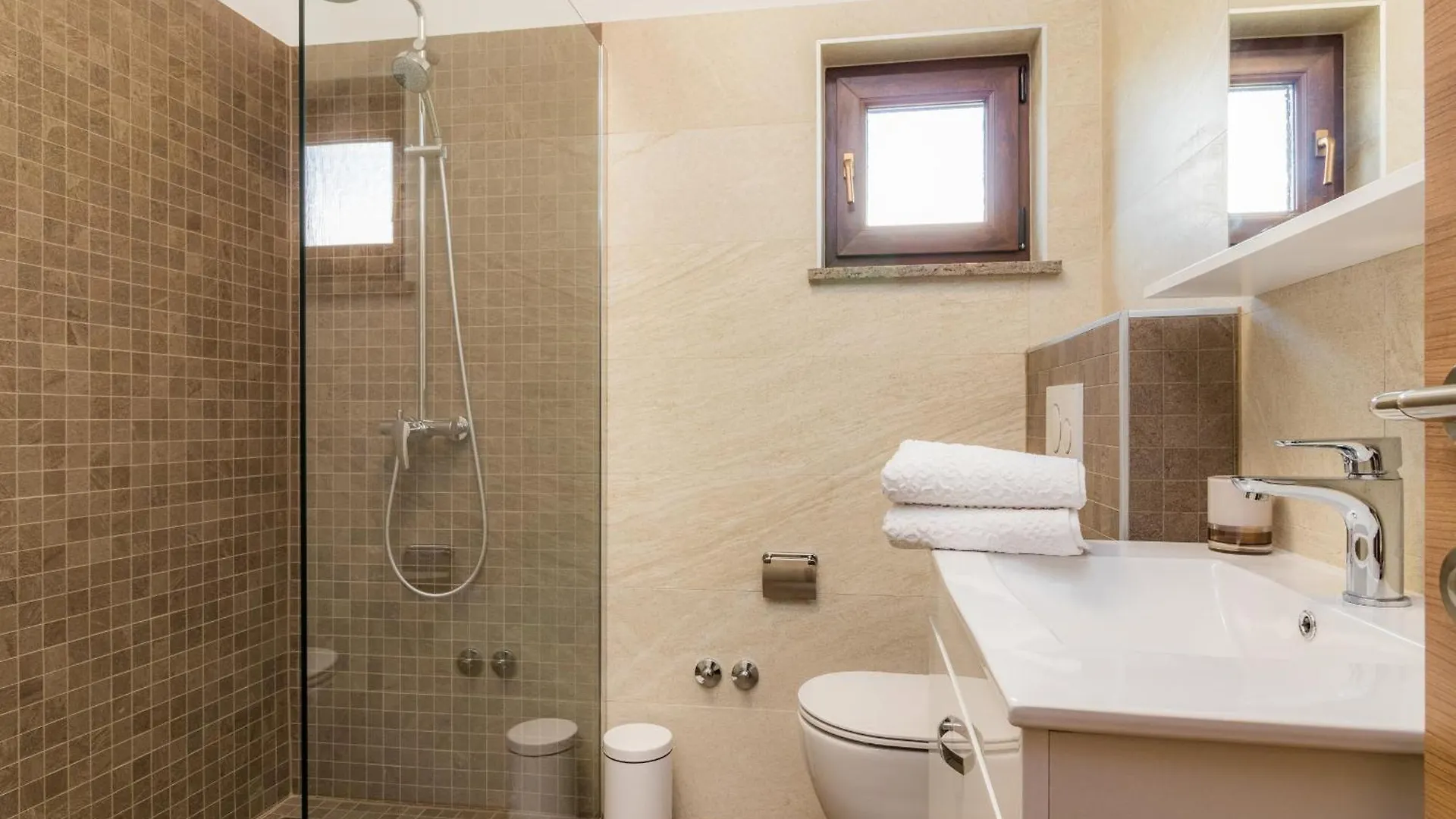 Villa Roma Near Pula For 6 People With Private Pool Jadreski